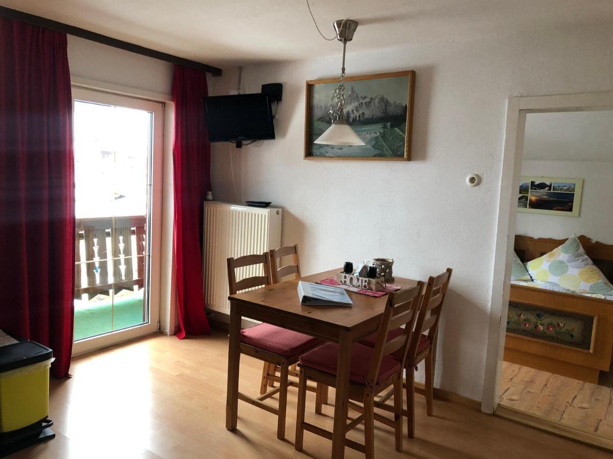 Haus Helli Leilighet Berwang Rom bilde